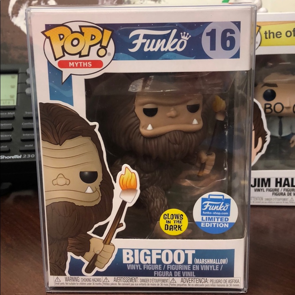 Bigfoot W/ Marshmallow